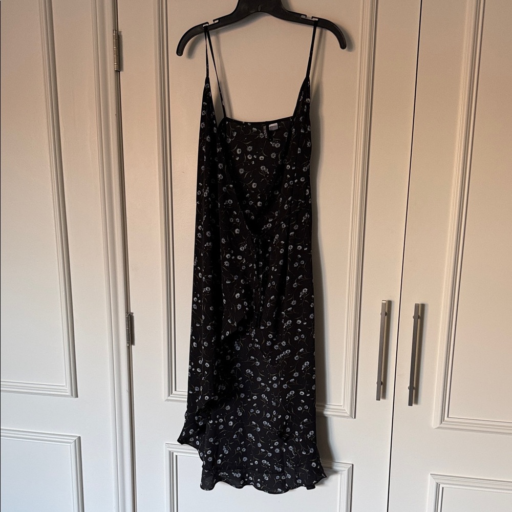 H&M Black Midi Wrap Dress - White Blue Floral Pattern Like New!